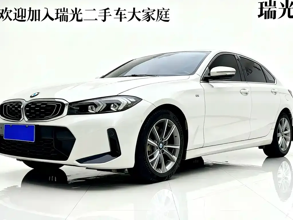 BMW 3 Series 2023 из CN, фото 1