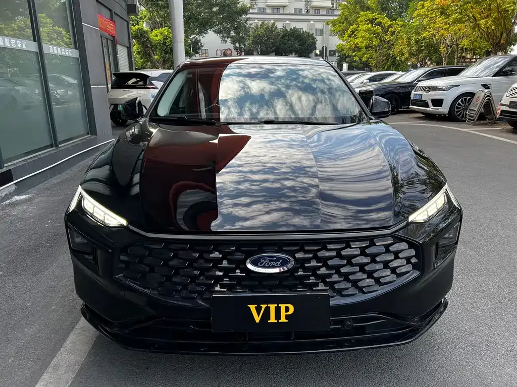 Ford Mondeo 2024 из CN, фото 1