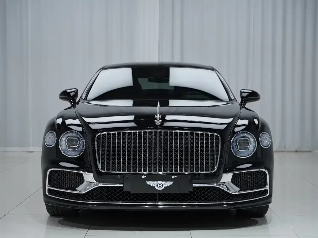 Bentley Flying Spur — фото 2