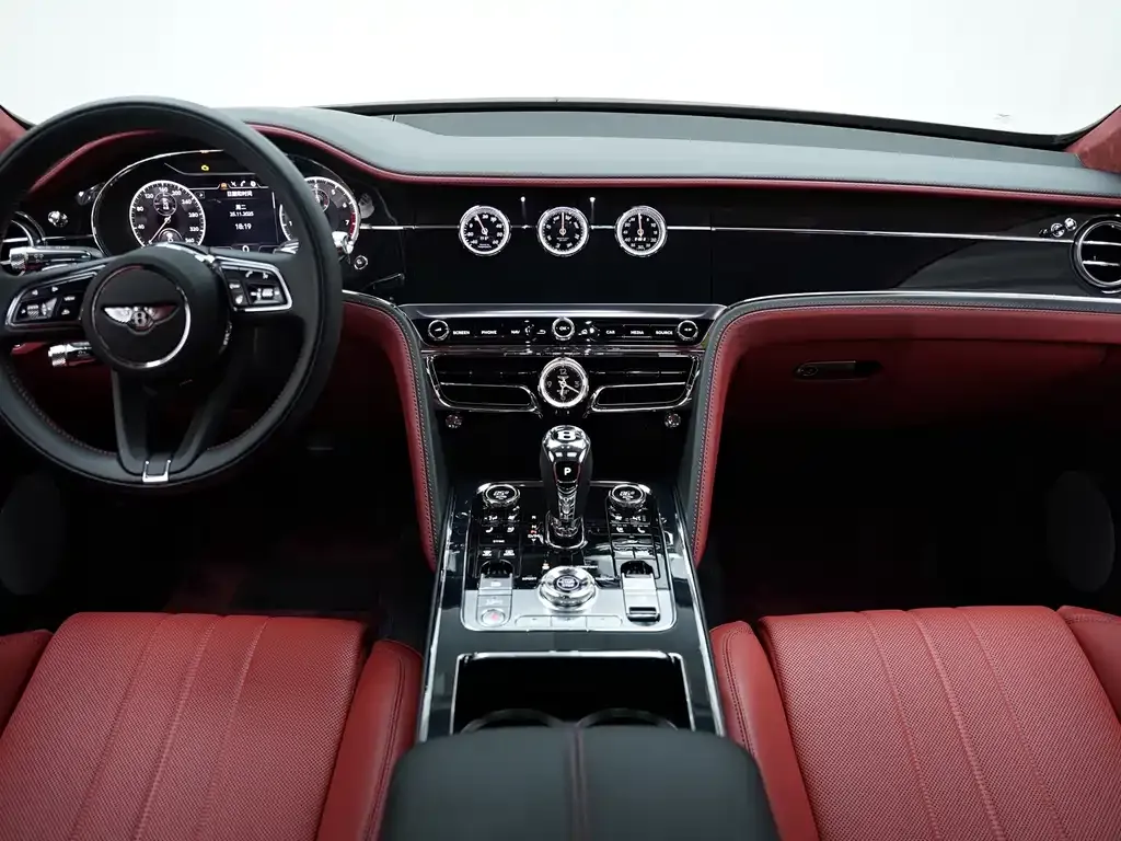 Bentley Flying Spur — фото 7