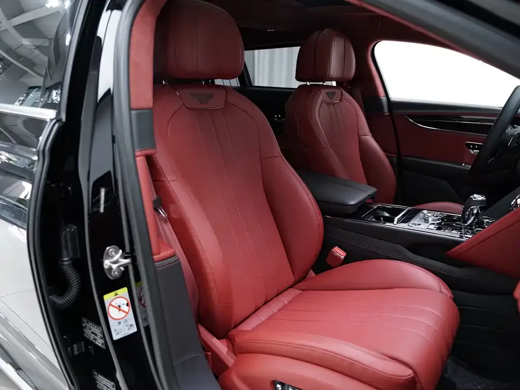 Bentley Flying Spur — фото 8
