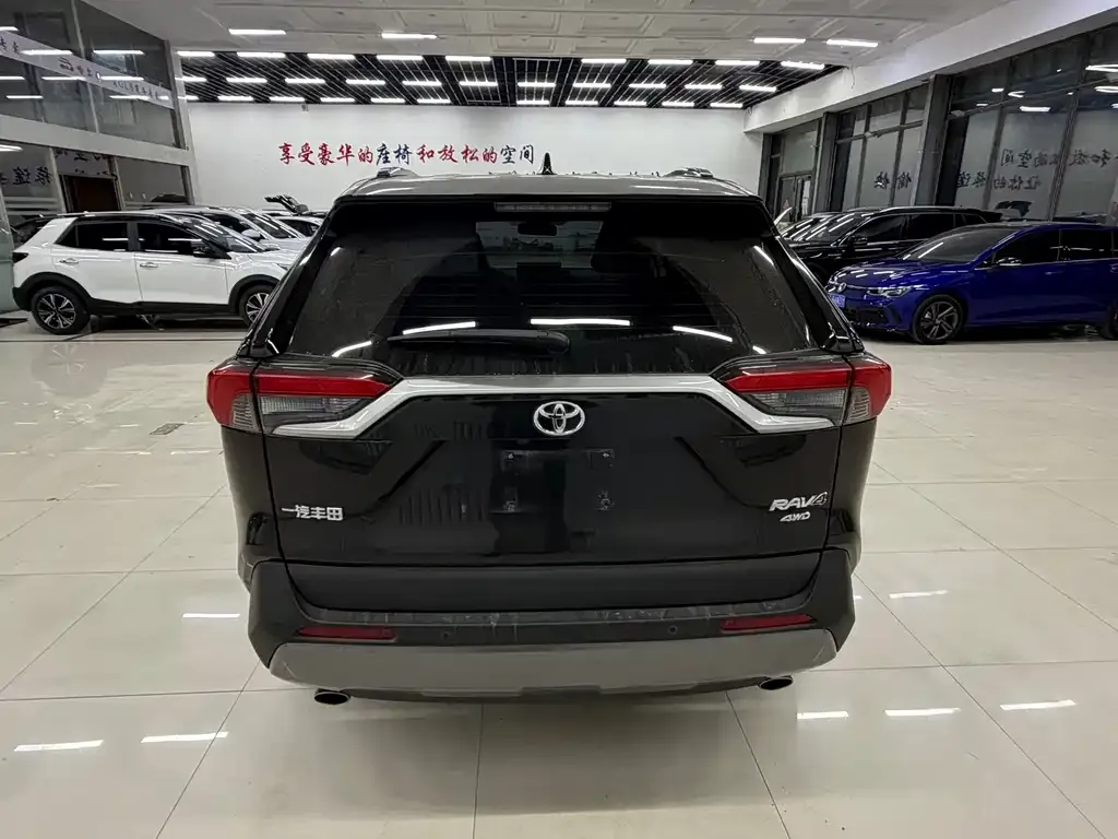 Toyota RAV4 2021 из CN, фото 4