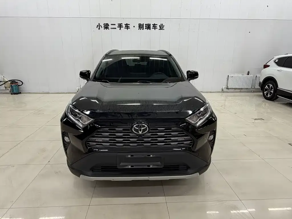 Toyota RAV4 2021 из CN, фото 8
