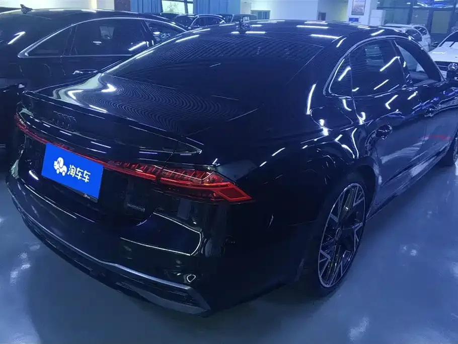 Audi A7L 2024 из CN, фото 3
