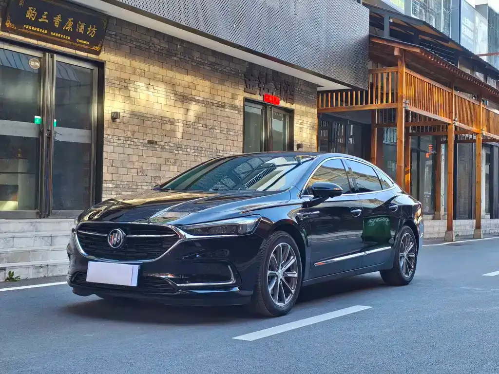 Buick LaCrosse 2023 из CN, фото 1