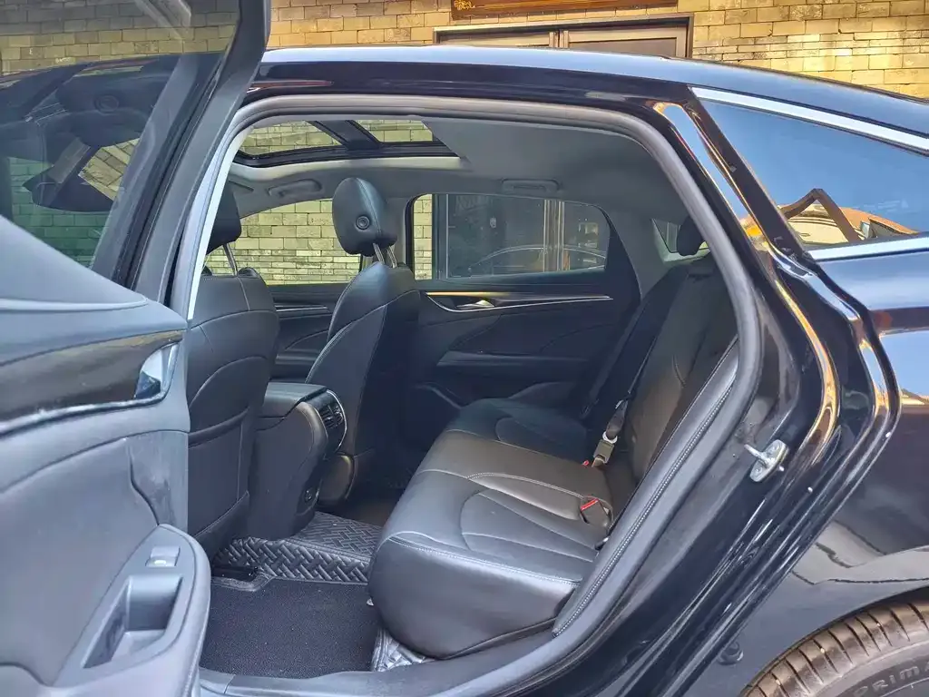 Buick LaCrosse 2023 из CN, фото 9