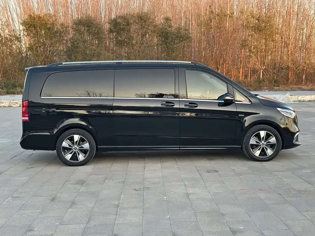 Mercedes-Benz V-Class 2024 из CN, фото 8