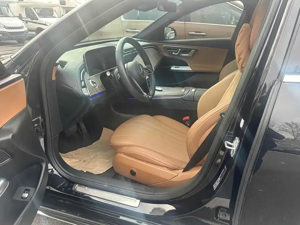 Mercedes-Benz E-Class 2024 из CN, фото 6