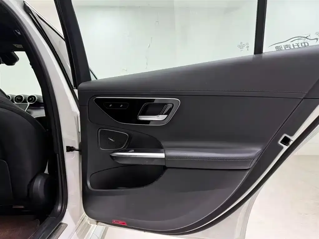 Mercedes-Benz C-Class 2024 из CN, фото 4