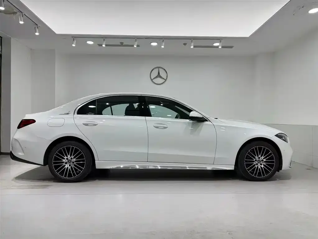 Mercedes-Benz C-Class 2024 из CN, фото 9