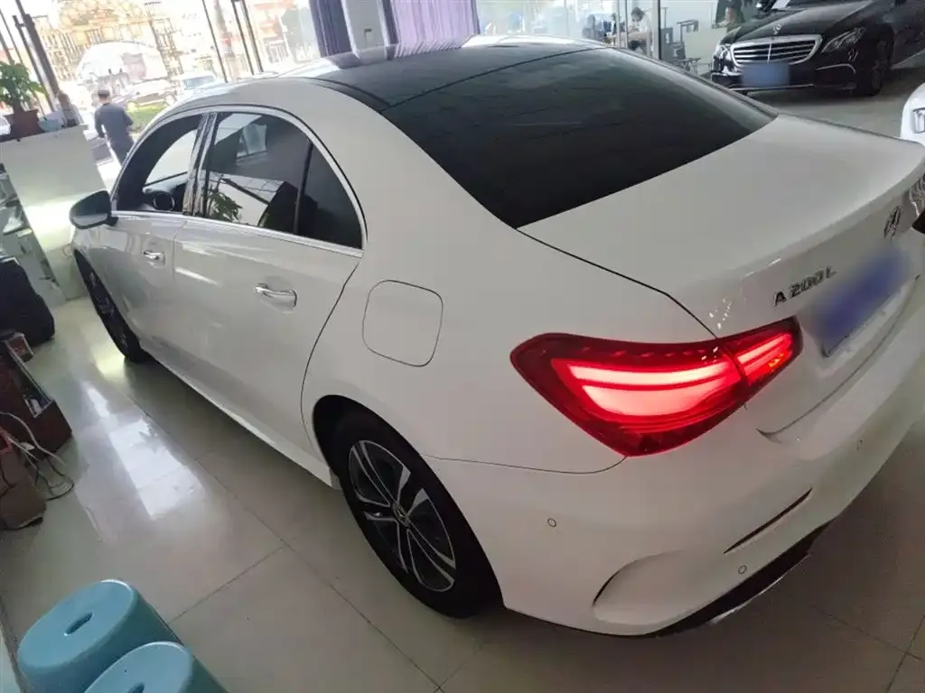 Mercedes-Benz A-Class 2023 из CN, фото 5