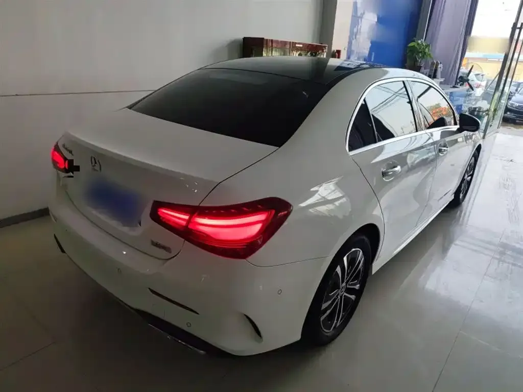 Mercedes-Benz A-Class 2023 из CN, фото 7