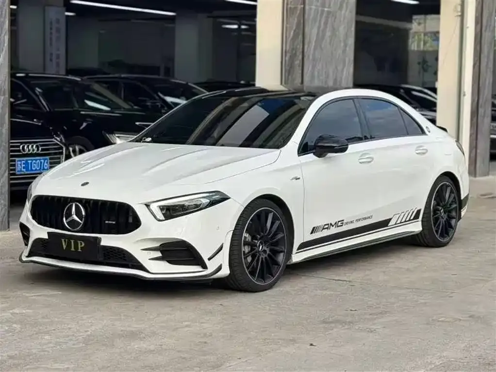 Mercedes-Benz A-Class AMG 2023 из CN, фото 1