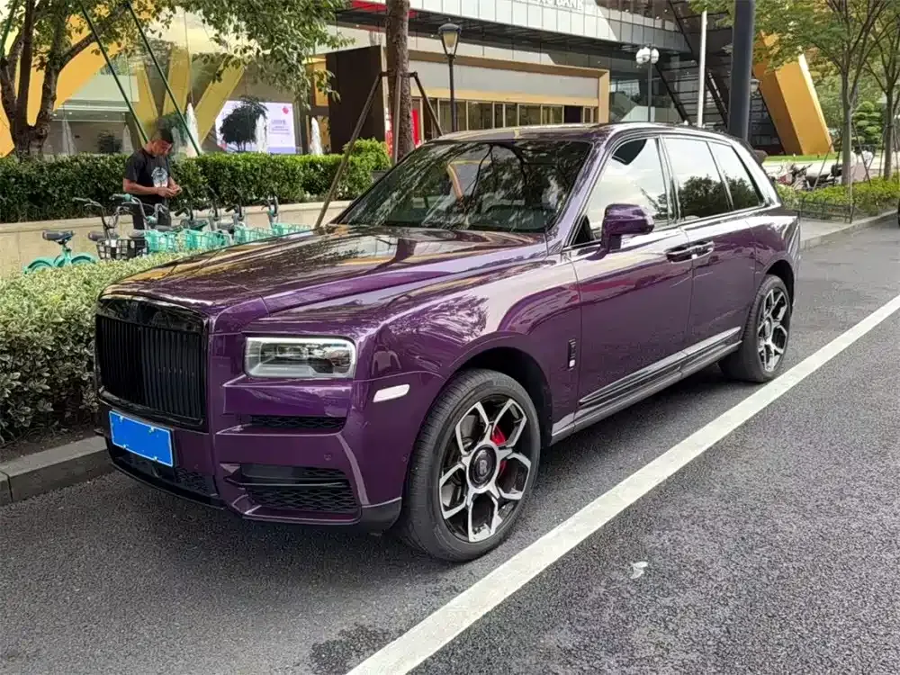 Rolls-Royce Cullinan 2023 из CN, фото 1