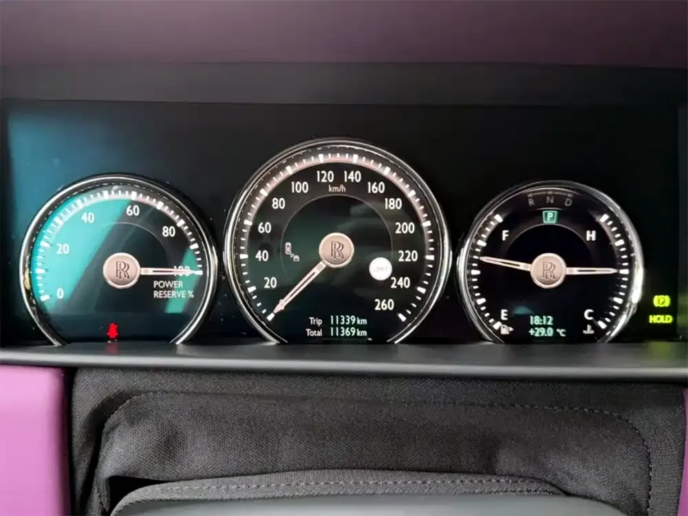 Rolls-Royce Cullinan 2023 из CN, фото 3