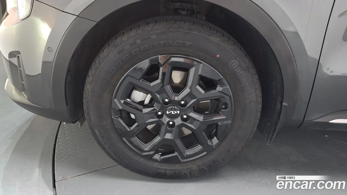 Kia Sorento — фото 5