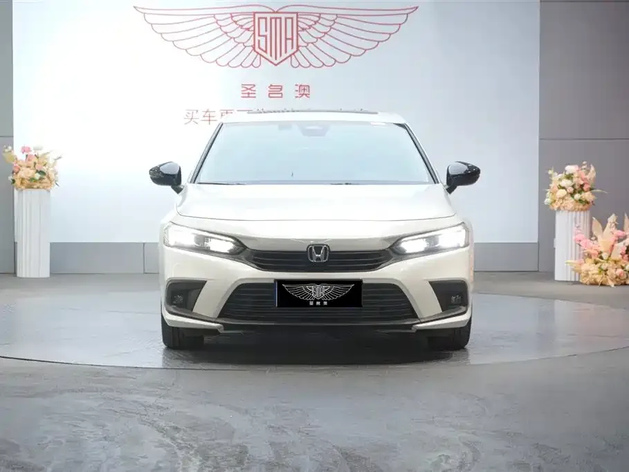Honda Civic 2024 из CN, фото 2