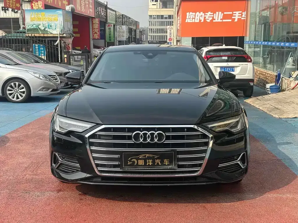 Audi A6L 2023 из CN, фото 4