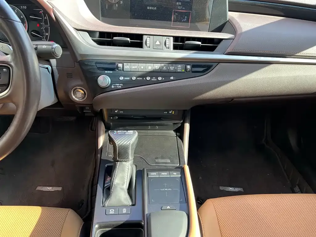 Lexus ES 2021 из CN, фото 10