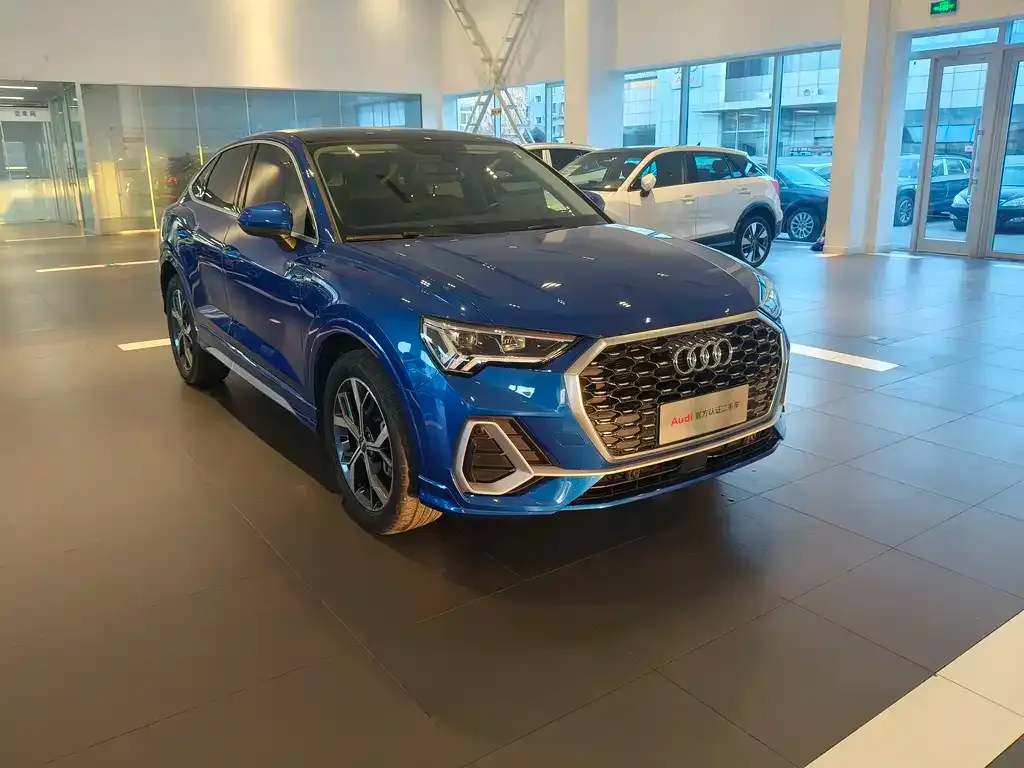 Audi Q3 Sportback 2021 из CN, фото 1