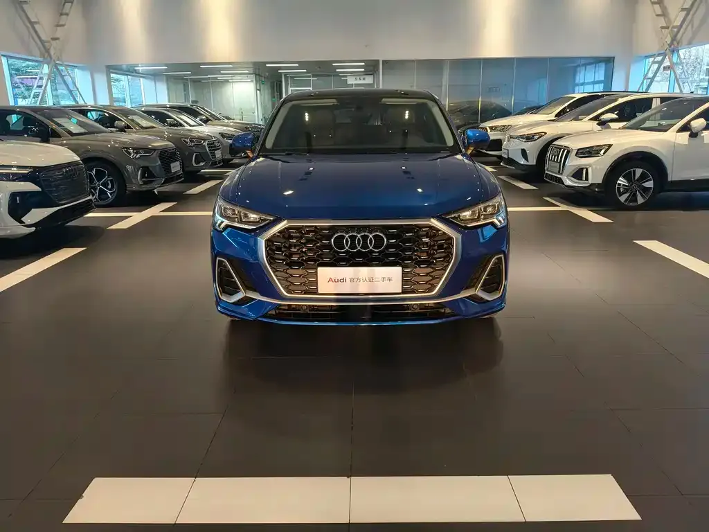 Audi Q3 Sportback 2021 из CN, фото 2