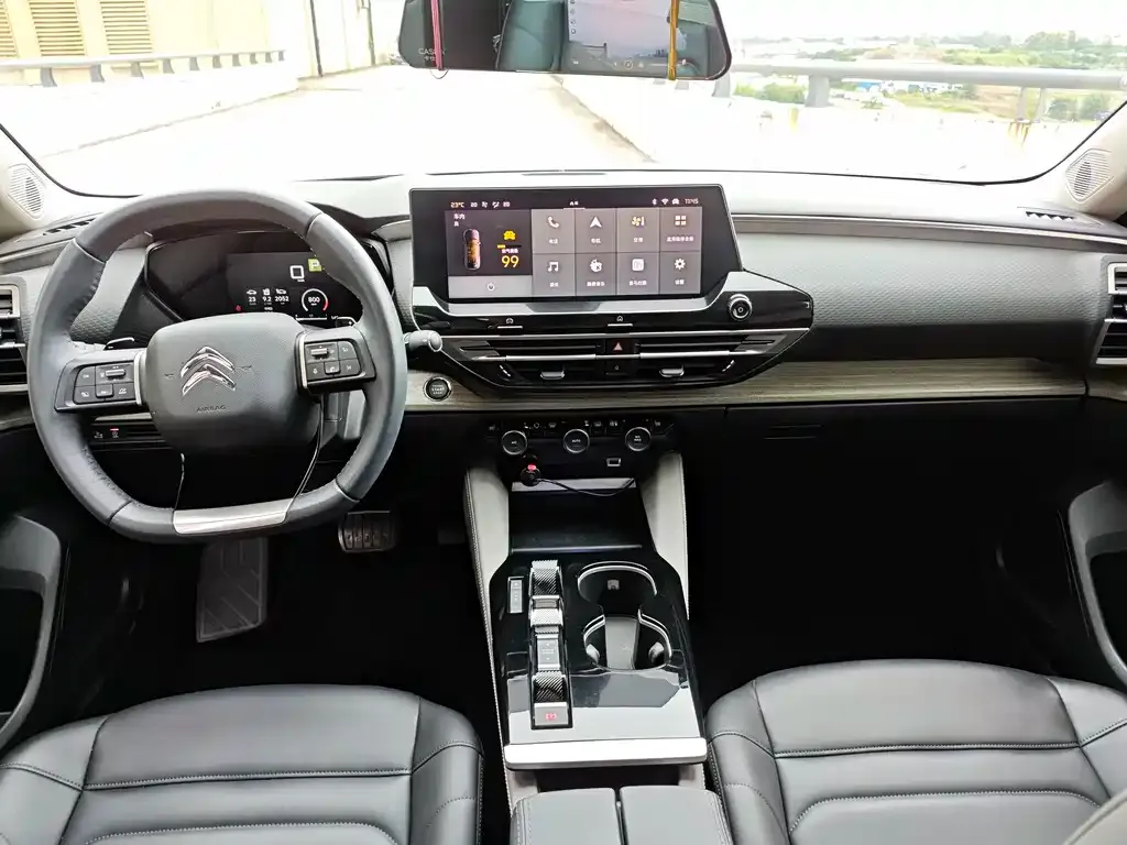 Citroen C5 X 2023 из CN, фото 4