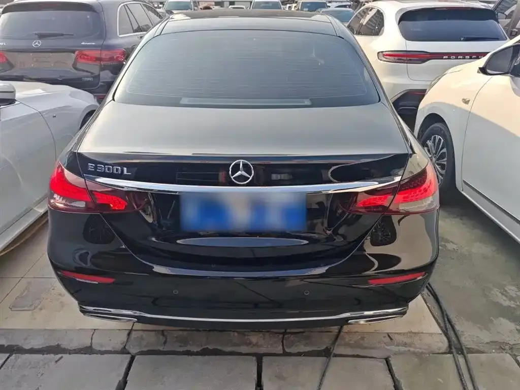Mercedes-Benz E-Class 2023 из CN, фото 6
