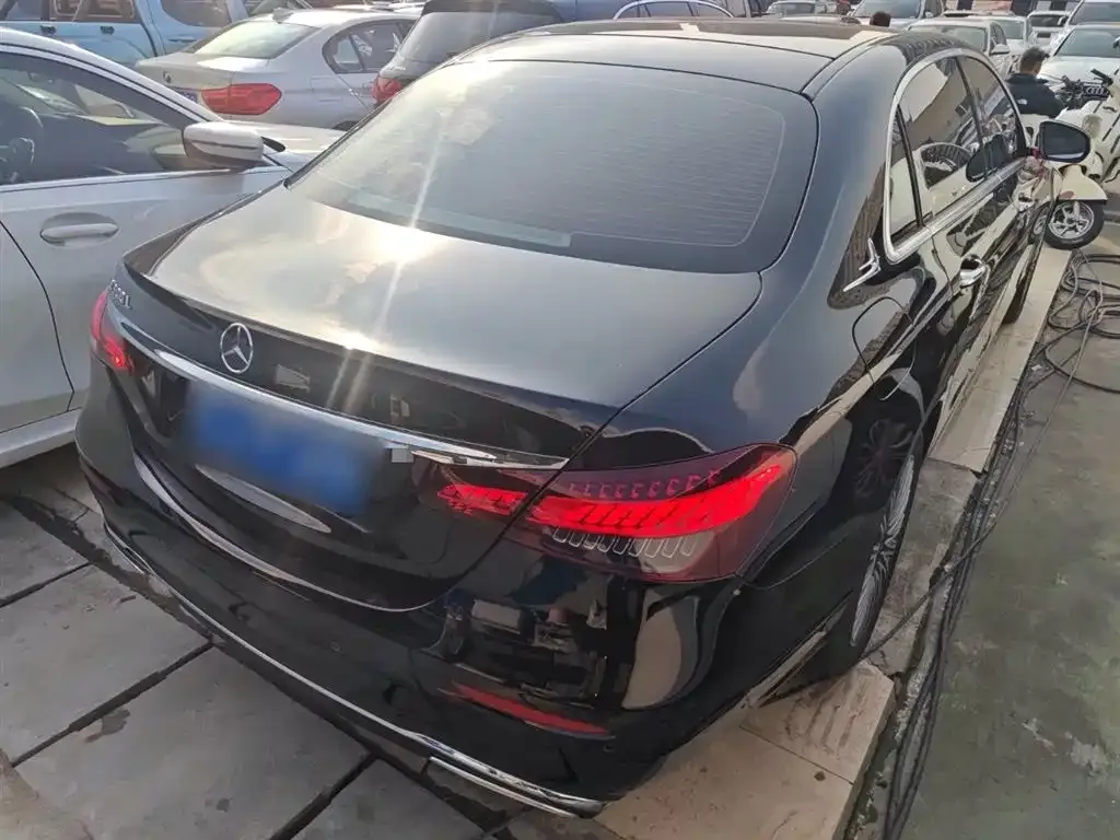 Mercedes-Benz E-Class 2023 из CN, фото 7