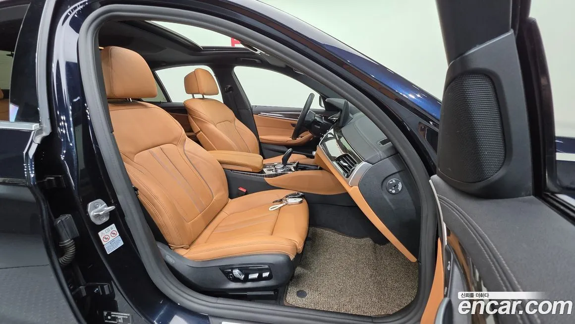 BMW 5-Series 2021 из KR, фото 10