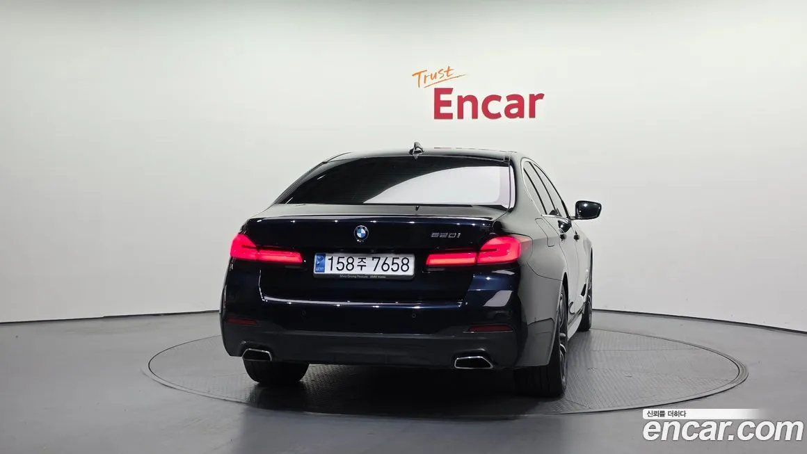 BMW 5-Series 2021 из KR, фото 4