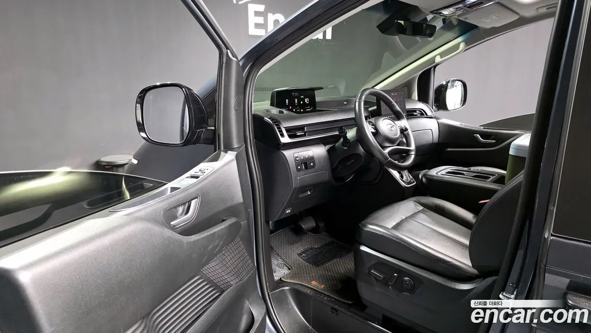 Hyundai Staria 2023 из KR, фото 10