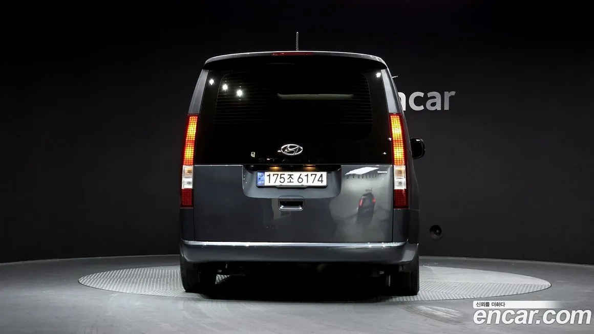 Hyundai Staria 2023 из KR, фото 4