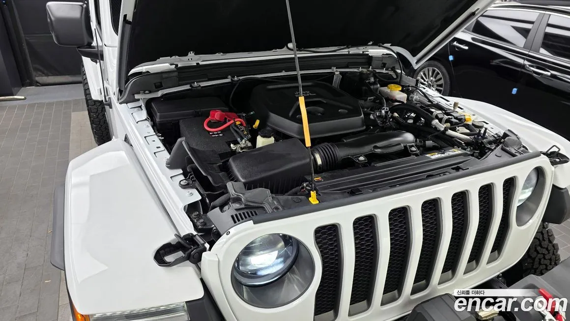 Jeep Wrangler — фото 6