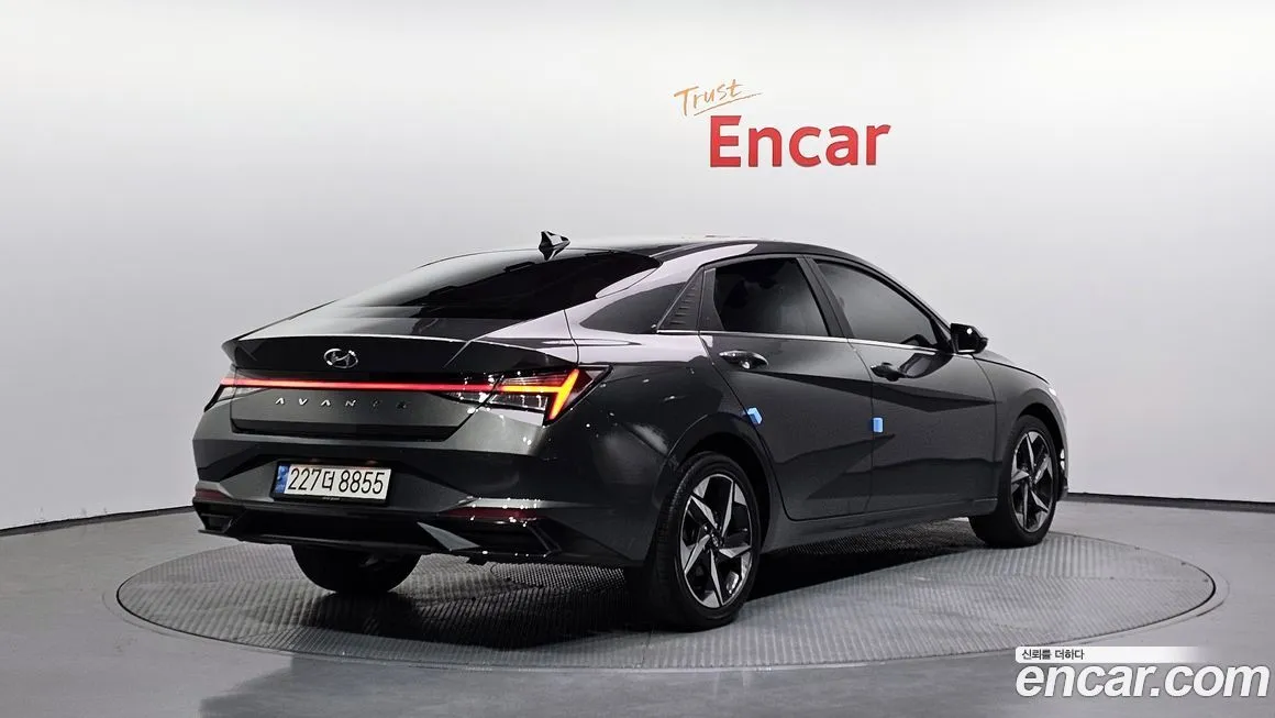 Hyundai AVANTE 2022 из KR, фото 2