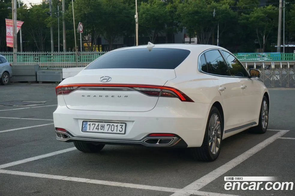 Hyundai Grandeur 2022 из KR, фото 4