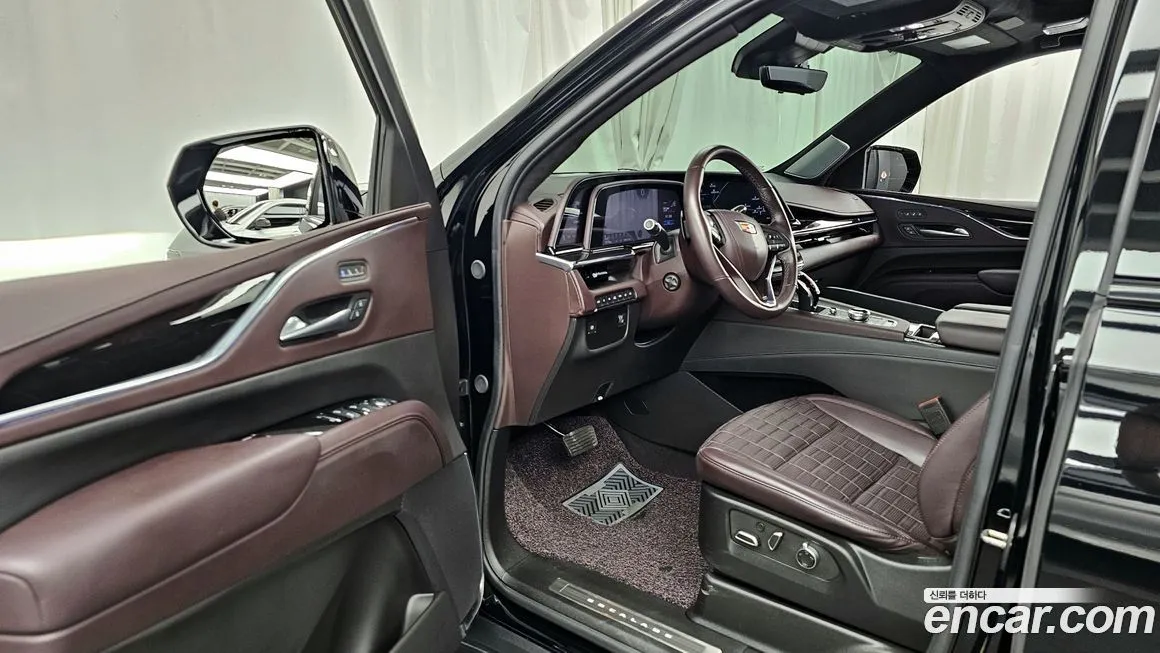 Cadillac Escalade 2024 из KR, фото 10