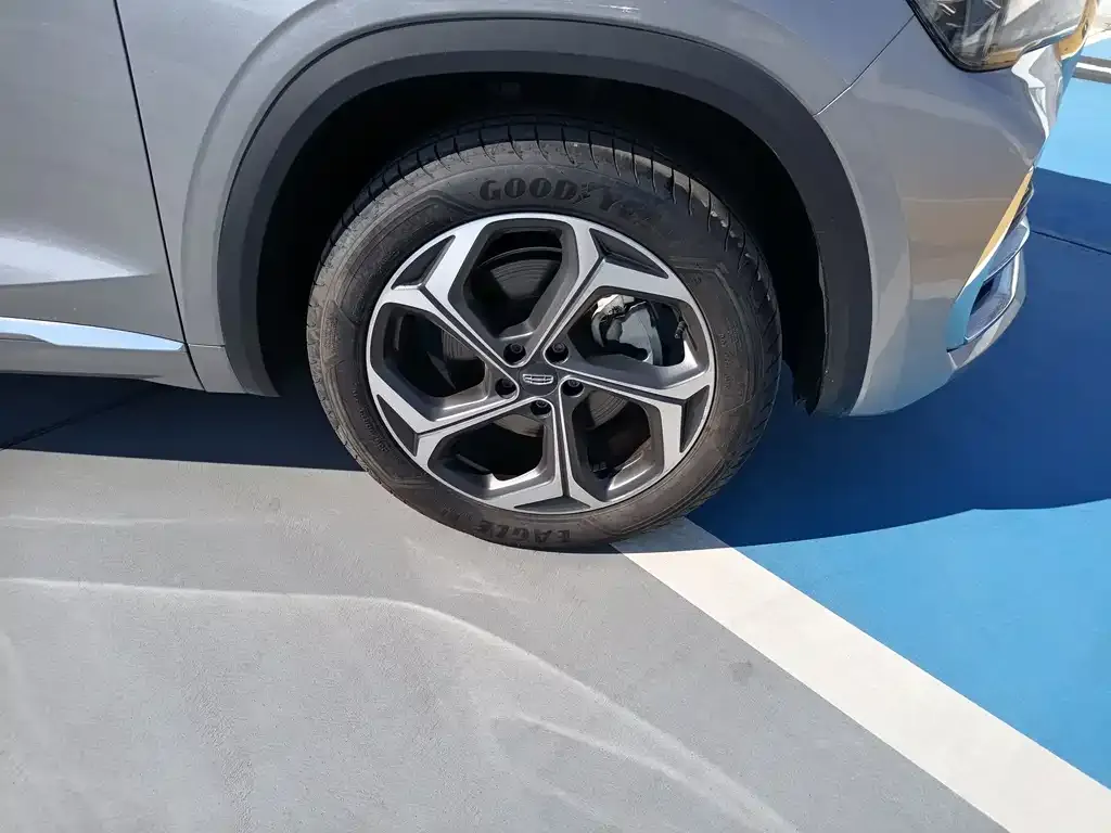 Geely Xingyue L 2023 из CN, фото 4
