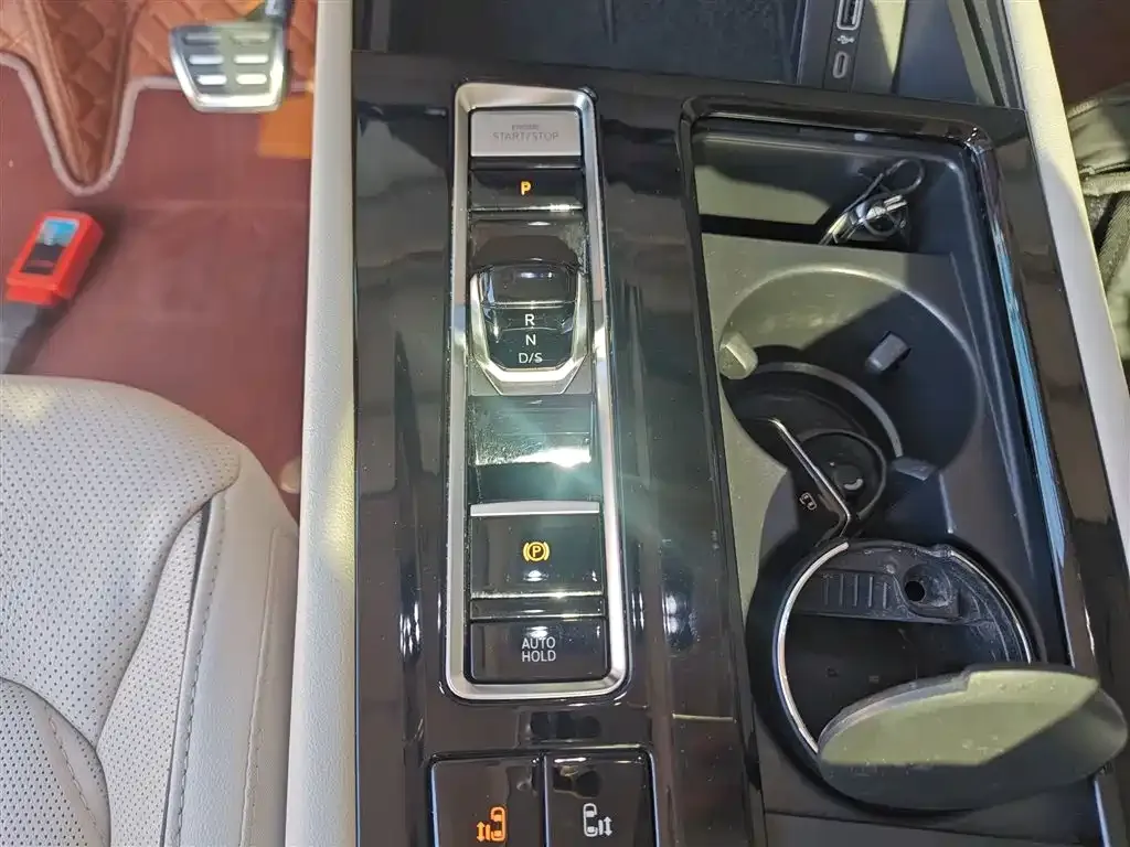 Volkswagen Viloran 2022 из CN, фото 6