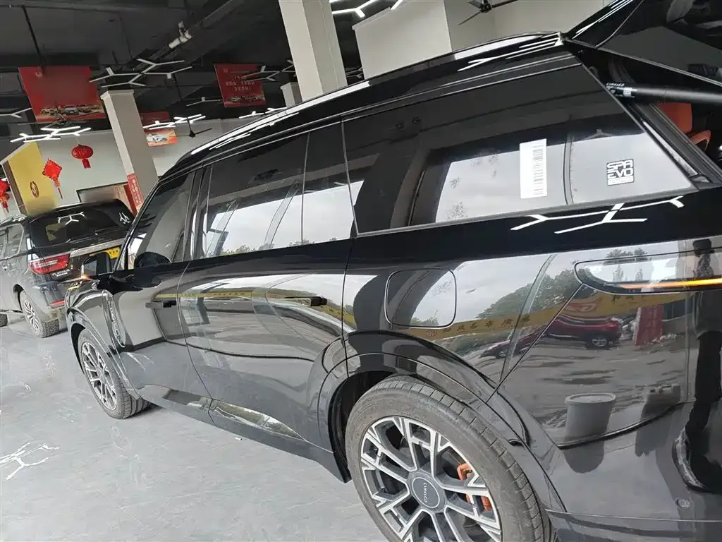 Lynk & Co 900 2025 из CN, фото 5