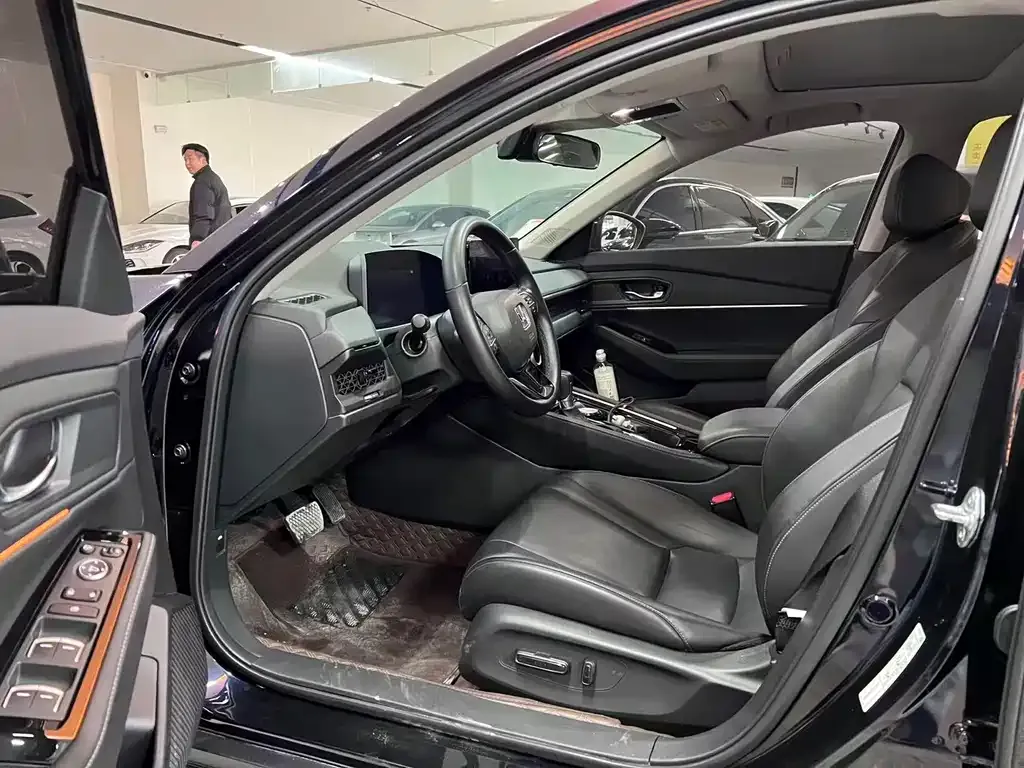 Honda Accord — фото 5