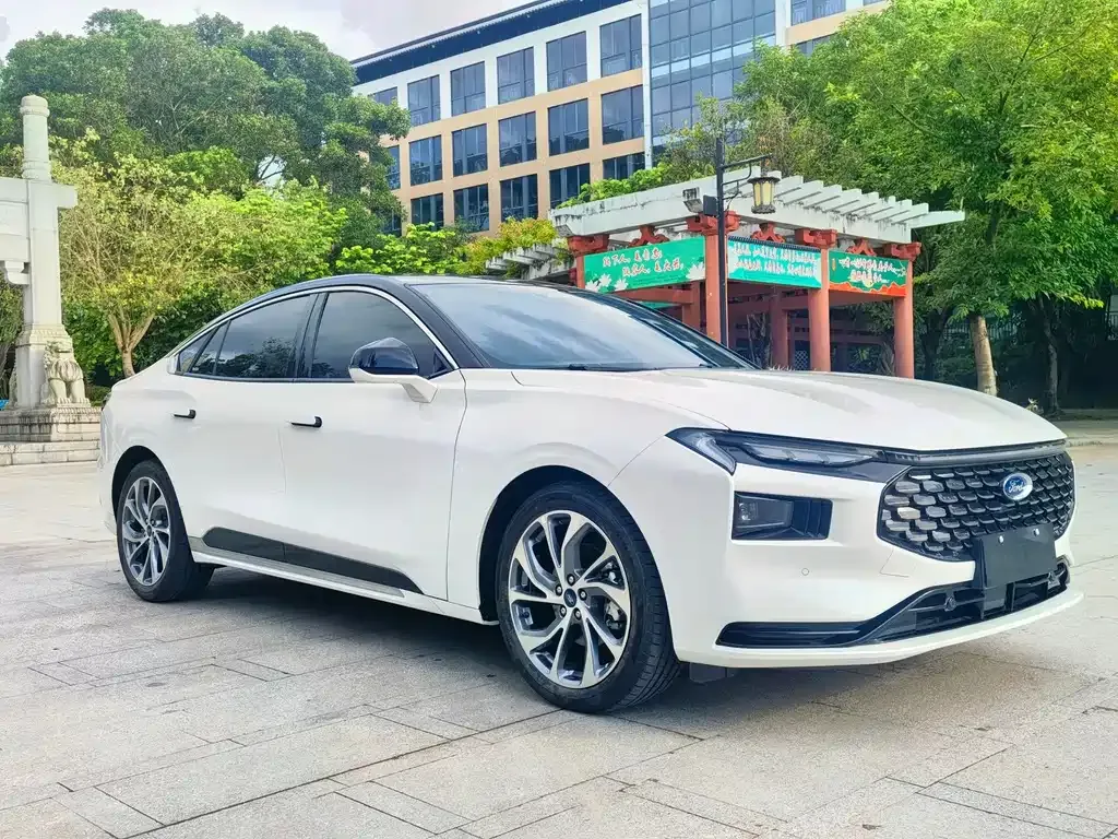 Ford Mondeo 2022 из CN, фото 3
