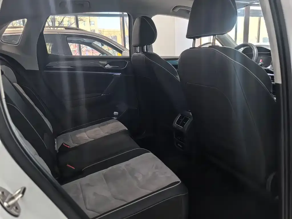 Volkswagen X 2022 из CN, фото 9