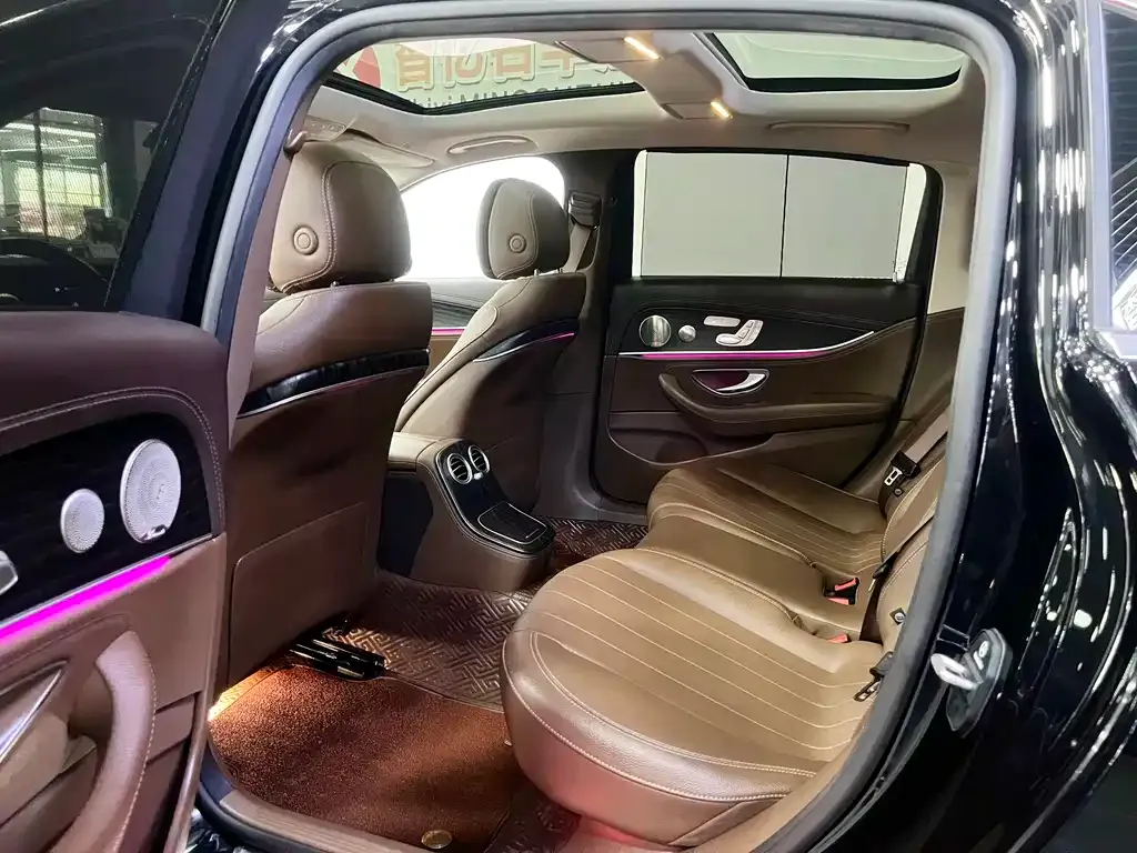 Mercedes-Benz E-Class 2022 из CN, фото 7