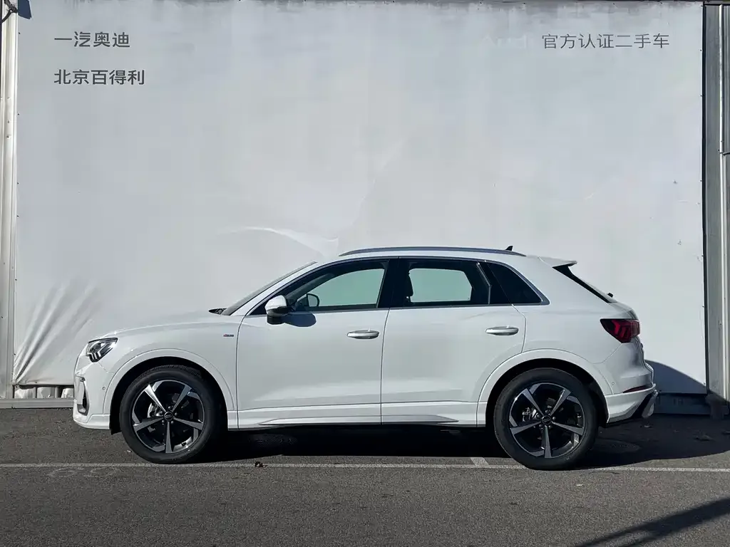 Audi Q3 2025 из CN, фото 3