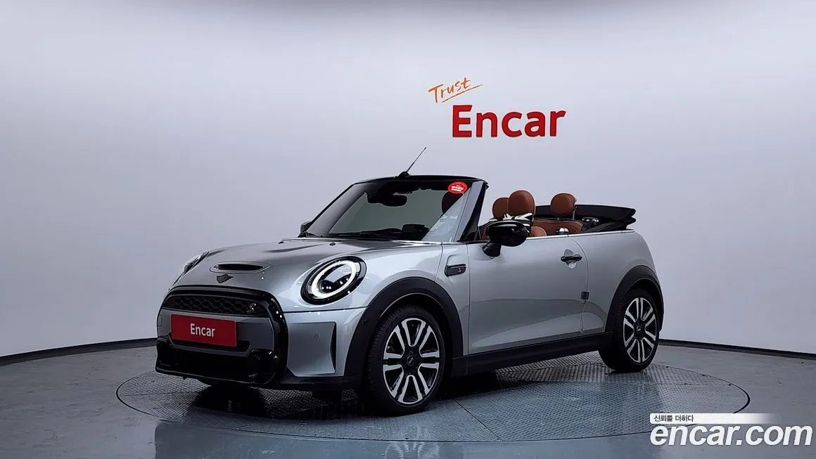 Mini Cooper Convertible 2024 из KR, фото 1
