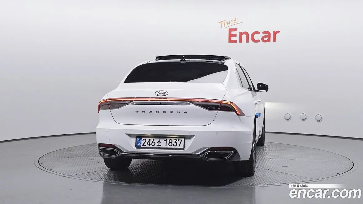Hyundai Grandeur 2022 из KR, фото 4