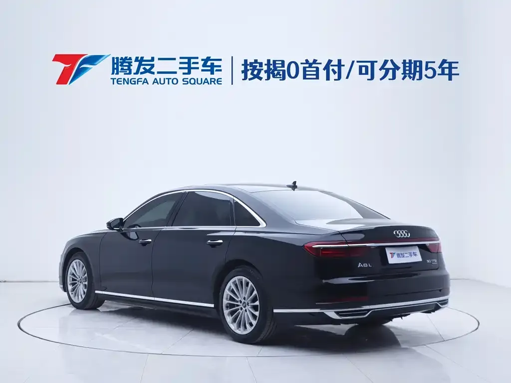 Audi A8 2021 из CN, фото 3
