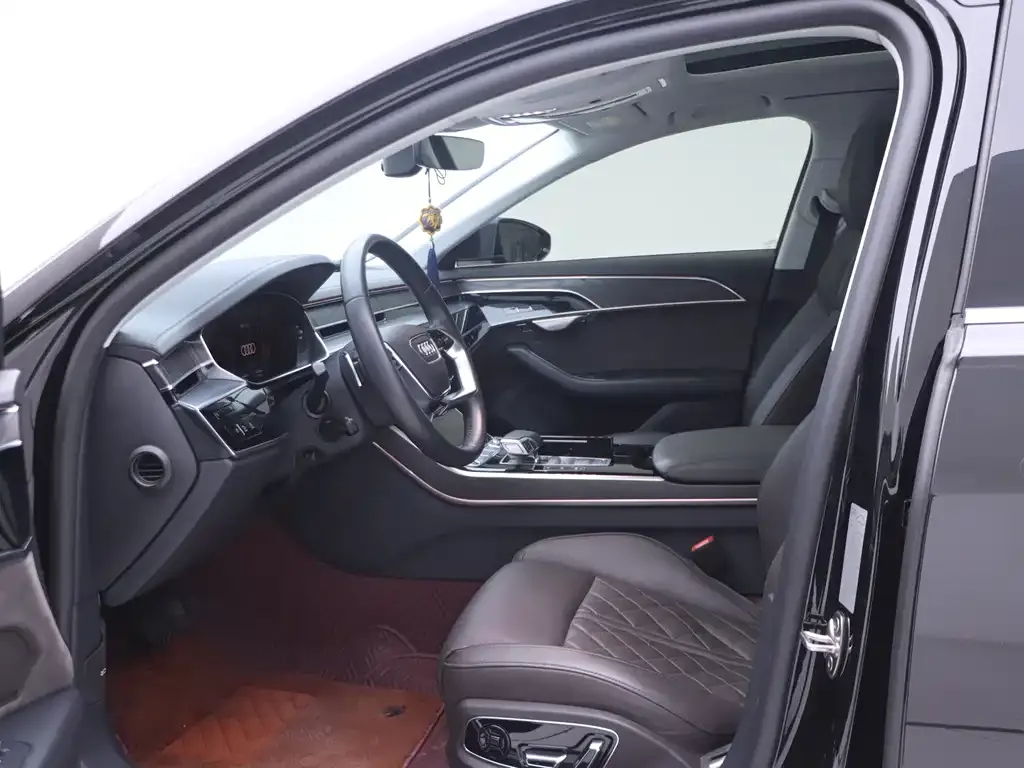 Audi A8 2021 из CN, фото 7