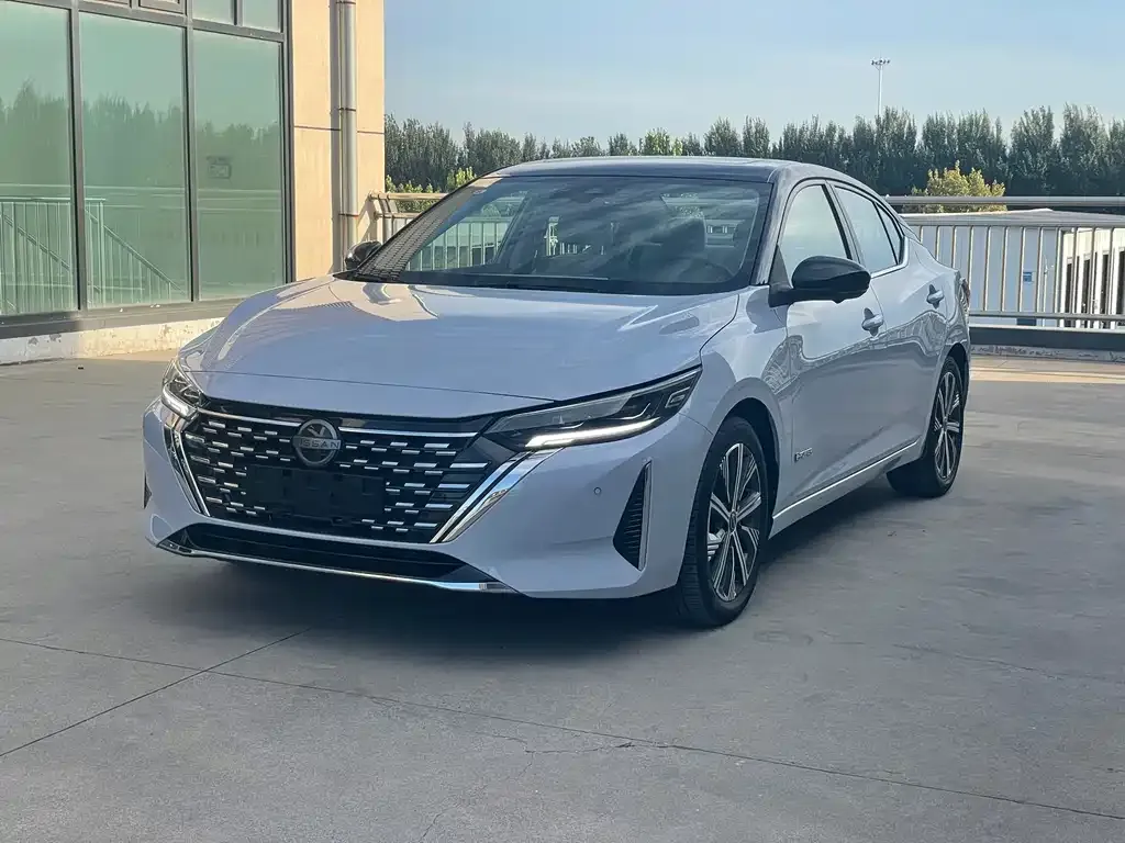 Nissan Sylphy 2023 из CN, фото 1