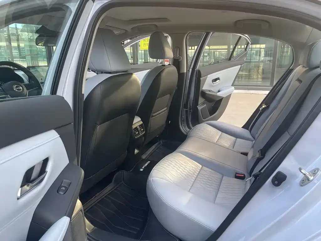 Nissan Sylphy 2023 из CN, фото 10